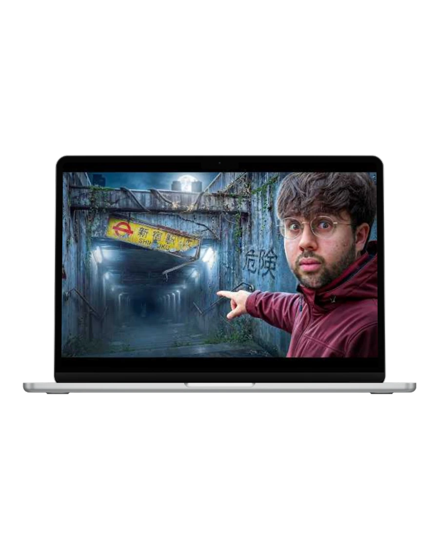 Elias (Player One) tritt im Frugendverse-Kartenspiel an